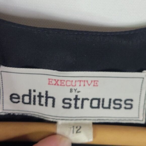 Edith Strauss Elegant Black and White Wrap Front Dress - Picture 6 of 16